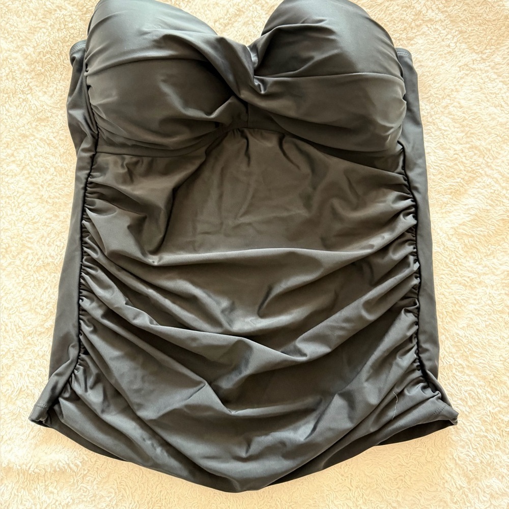 Strapless Black Ruched Tankini Top
